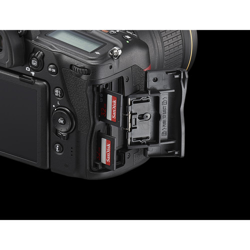 Nikon D780 w/ AF-S NIKKOR 24-120mm f/4G ED VR Kit